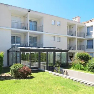 Aparthotel Odalys Aix En Provence Le Clos De La Chartreuse, Aix-en-Provence